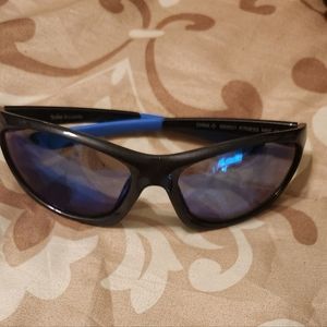 3 FOR $9 NEW SUNGLASSES
